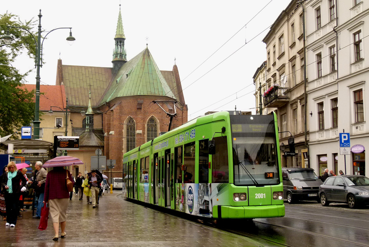 20. September 2011, Straßenbahn in Krakau, Niederflur-Triebwagen 2001 