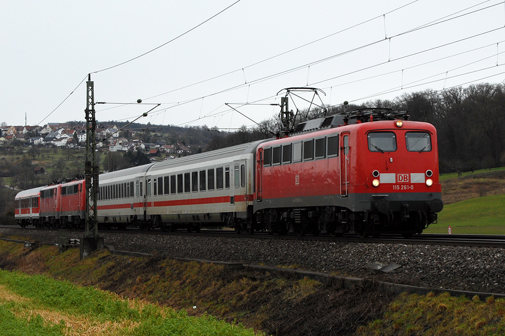 20.01.2018 Streckenabschnitt Uhingen 115 261-0, 111 087-3 & 111 165-7