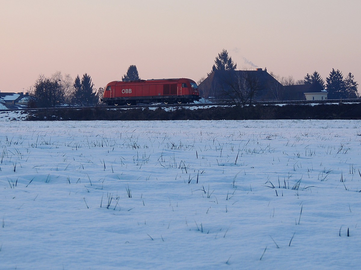 2016 066-0 als Lokzug kurz vor dem Bahnhof Ried; 150204
