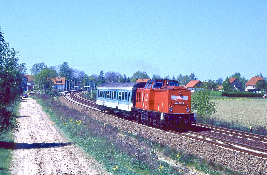 202 310, Gersdorf, RB17687, 11.05.2001.