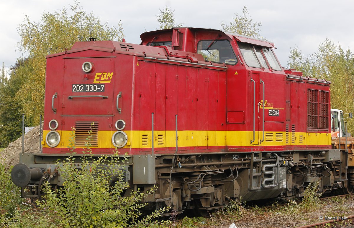 202 330-7 EBM Cargo in Hattingen an der Ruhr, Oktober 2016.