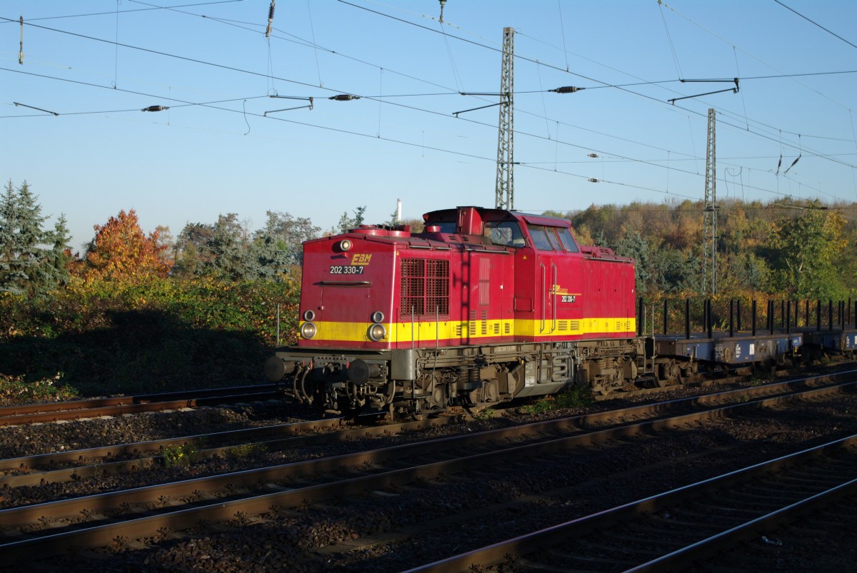 202 330-7 der EBM fuhr am 03.11.2015 durch Bochum-Rieme