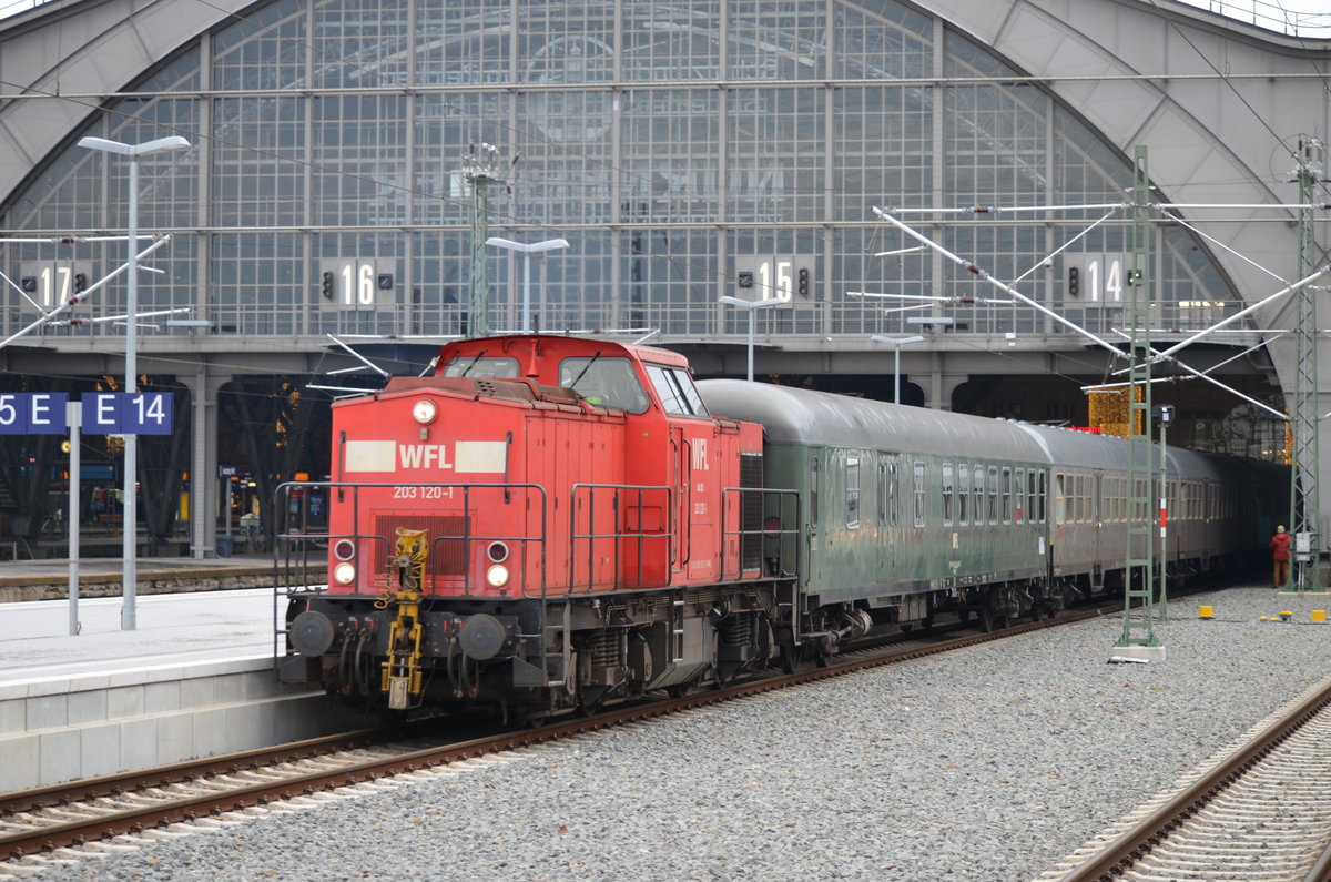 203 120-1 der WFL - Wedler Franz Logistik (Sonderzug Letzter Eilzug auf der Strecke Meißen - Nossen - Döbeln) Leipzig Hbf 06.12.2015