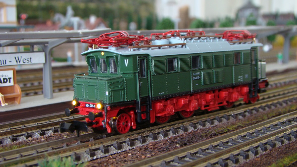 204 011-1 DR, auf meiner Anlage, Arnold Epoche IV
