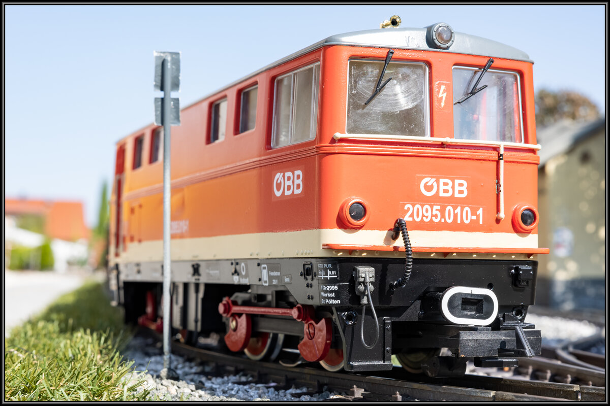 2095.010 macht sich als Lokzug auf der GGB auf den Weg 27.09.2021