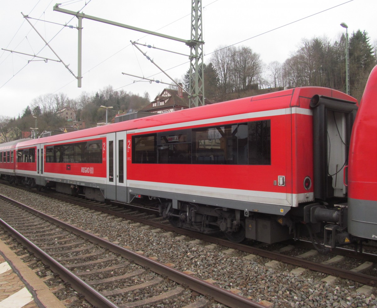 21-33 209-5 Bpyz 456.0 am 20. Januar 2014 in einer Regionalbahn nach Bamberg im Bahnhof Kronach.