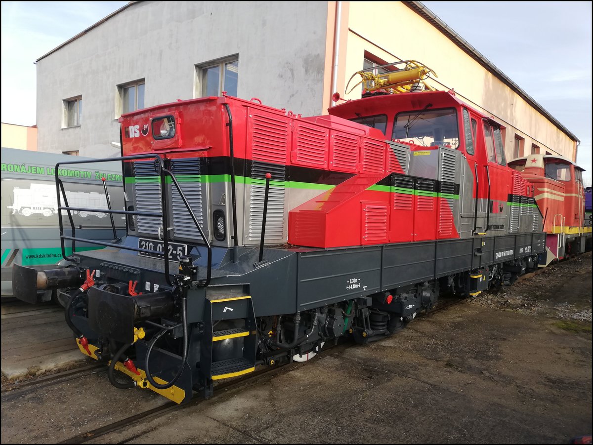 210 072-5 (nickname zehlicka - eisen) am 16.12.2019 in Kladno KDS.