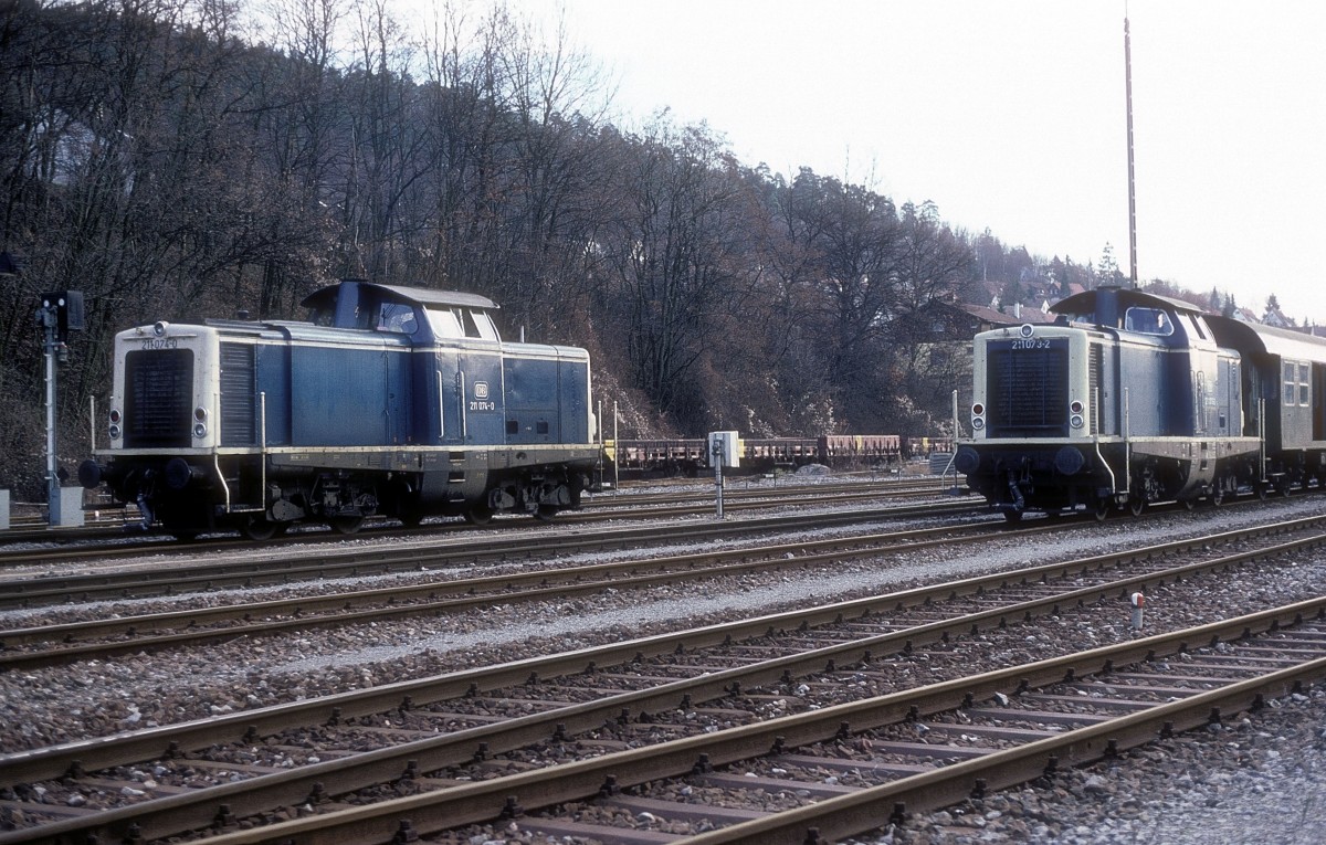 211 074 + 211 073  Nagold  29.12.87