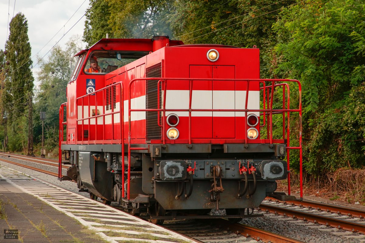 211 177-1 in Duisburg Rheinhausen, August 2020.