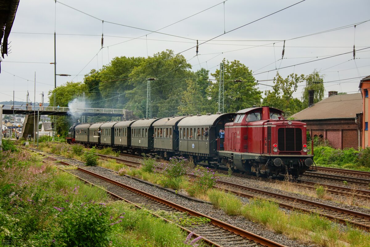 212 007-9 am Schluss des Zuges in Wuppertal Unterbarmen, am 27.08.2022.