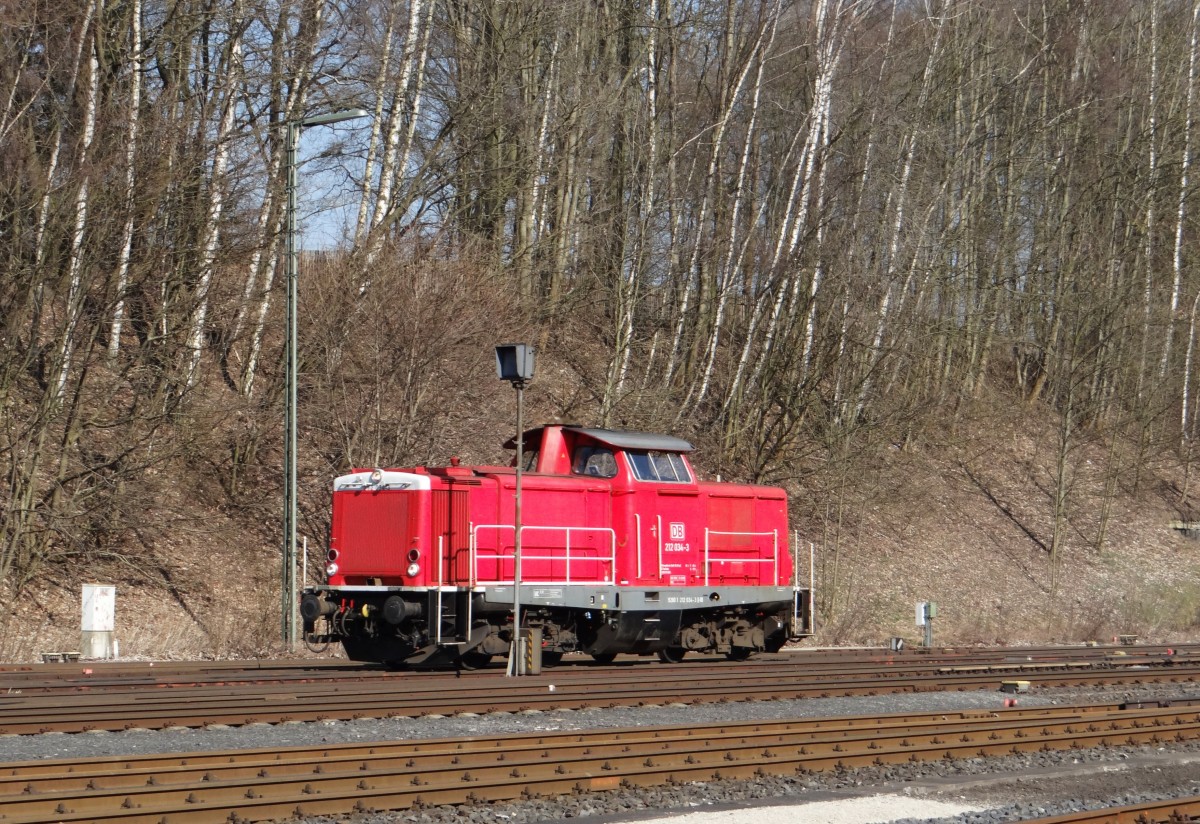 212 034 zusehen am 14.03.14 bei der Durchfahrt in Marktredwitz.