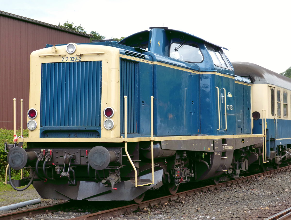 212 039-2 im Eisenbahnmuseum Bochum Dahlhausen 06.07.2014