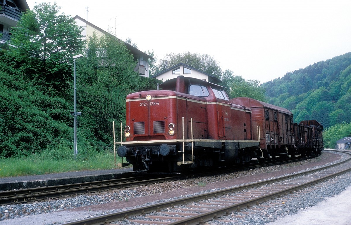 212 123  Unterreichenbach  08.05.90  ( Üg 69055 )