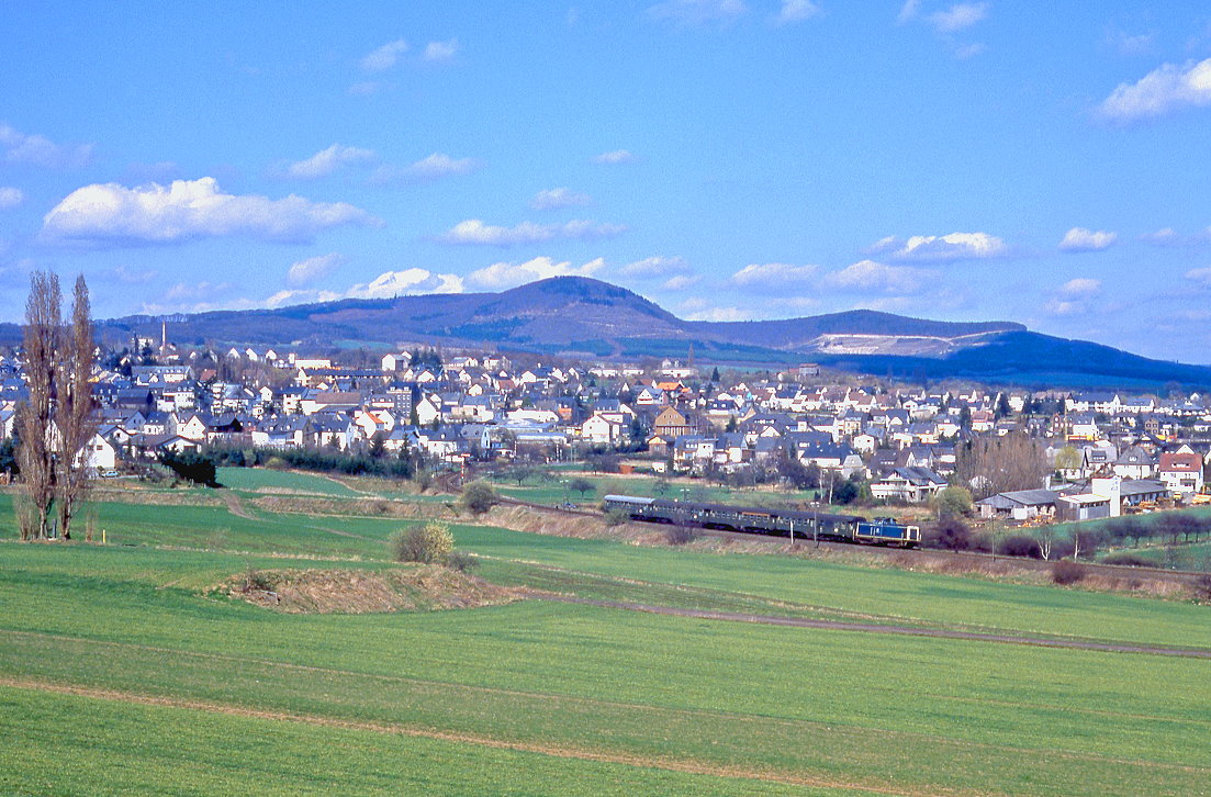 212 289, Niedermendig, N7267, 18.03.1989.
