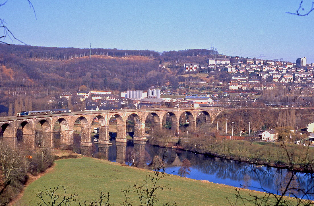 212 320, Herdecke, 09.02.89.
