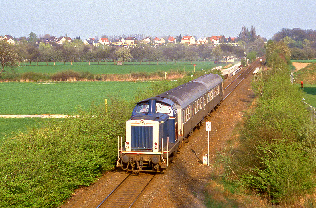 212 368, Friedrichsdorf, N5739, 02.05.1985.
