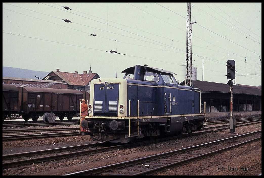212117 rangiert am 10.9.1989 im Bahnhof Kreiensen.