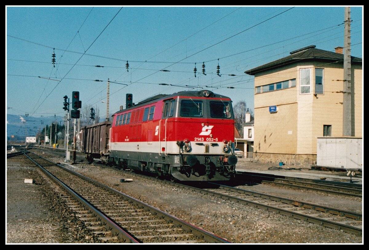 2143 052 in Zeltweg am 17.03.2003.