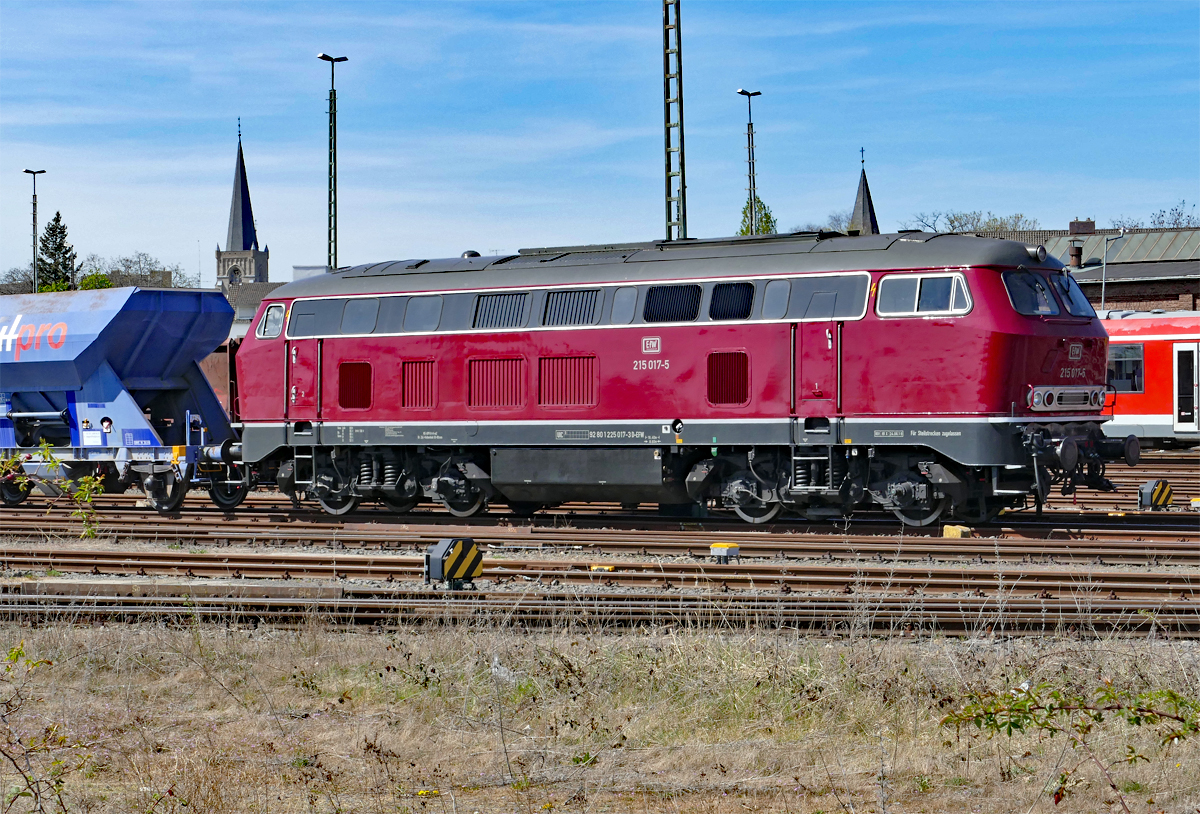 215 017-5 EfW am Bf Euskirchen - 15.04.2020