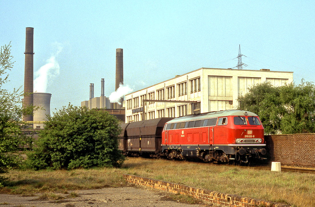215 020, Duisburg Angerhausen, 30.04.1988.
