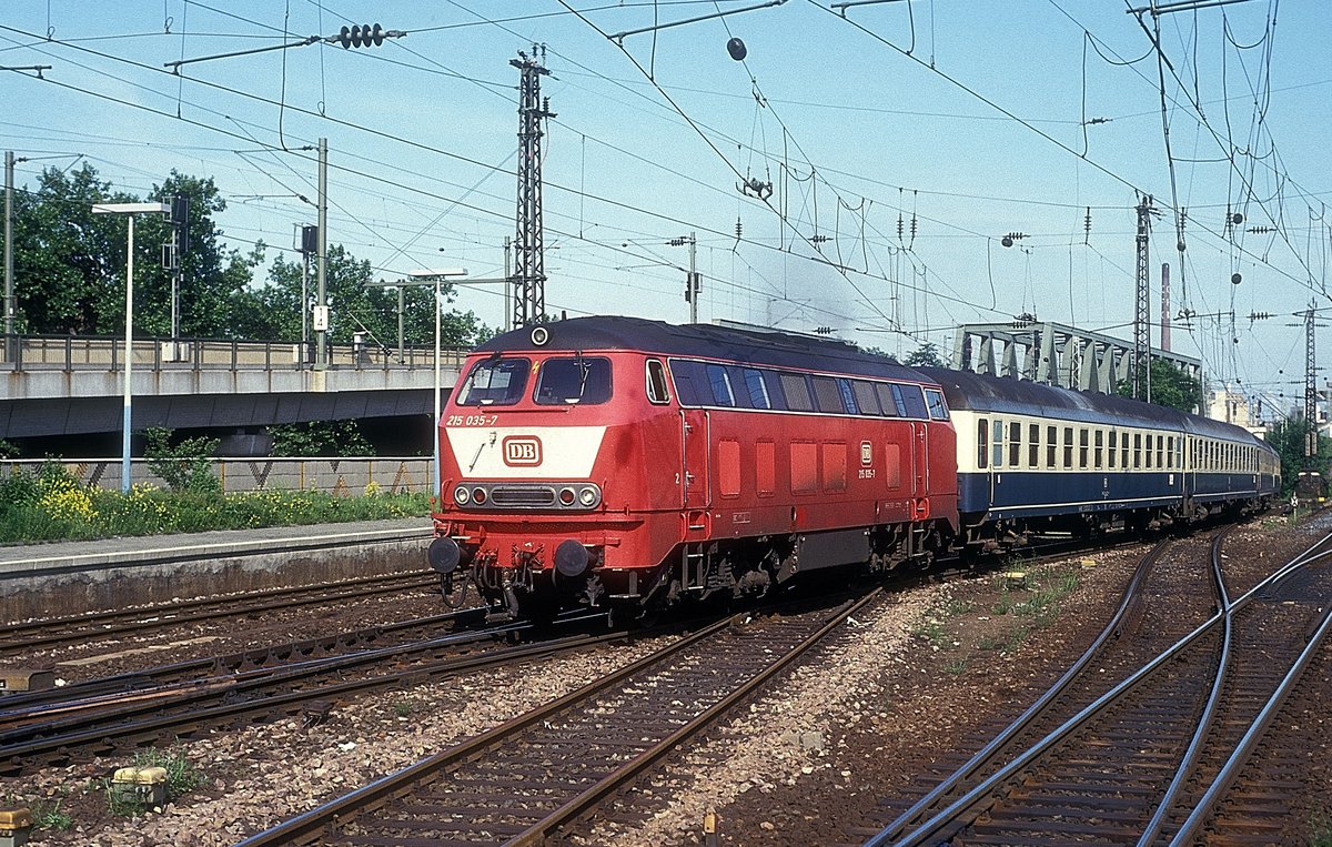 215 035  Köln - Deutz  24.05.93