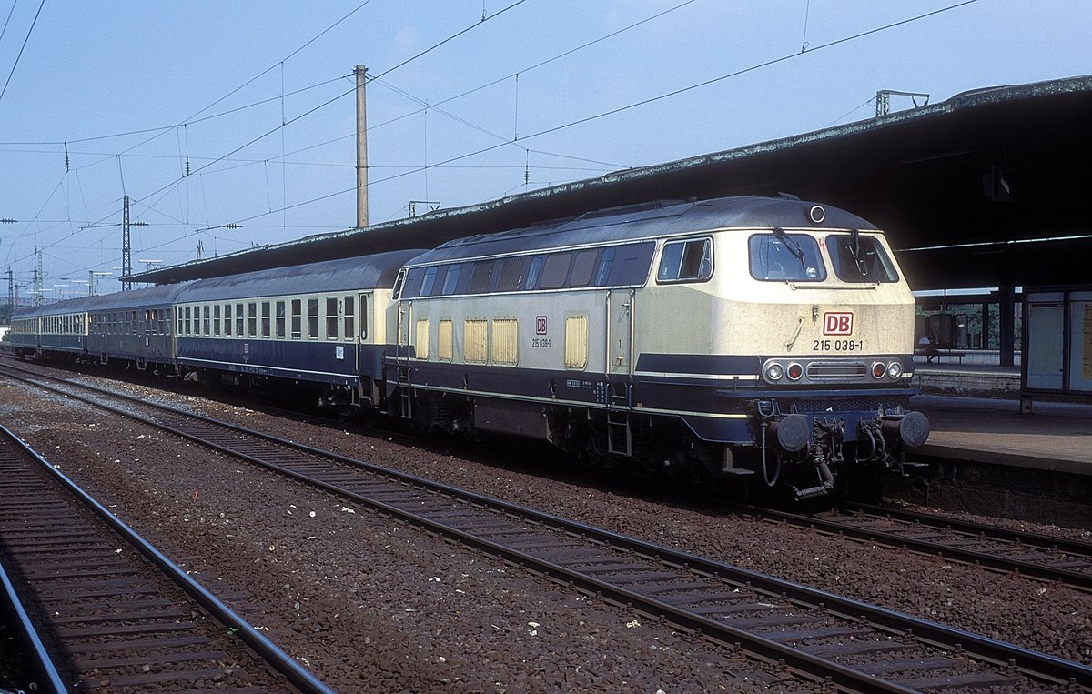 215 038  Köln - Deutz  04.07.94