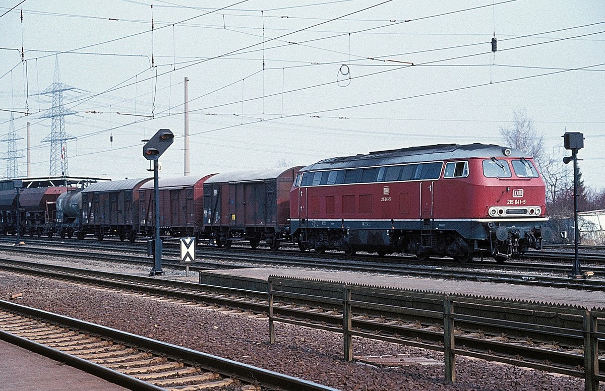 215 041  Brühl - Vochem  22.03.84
