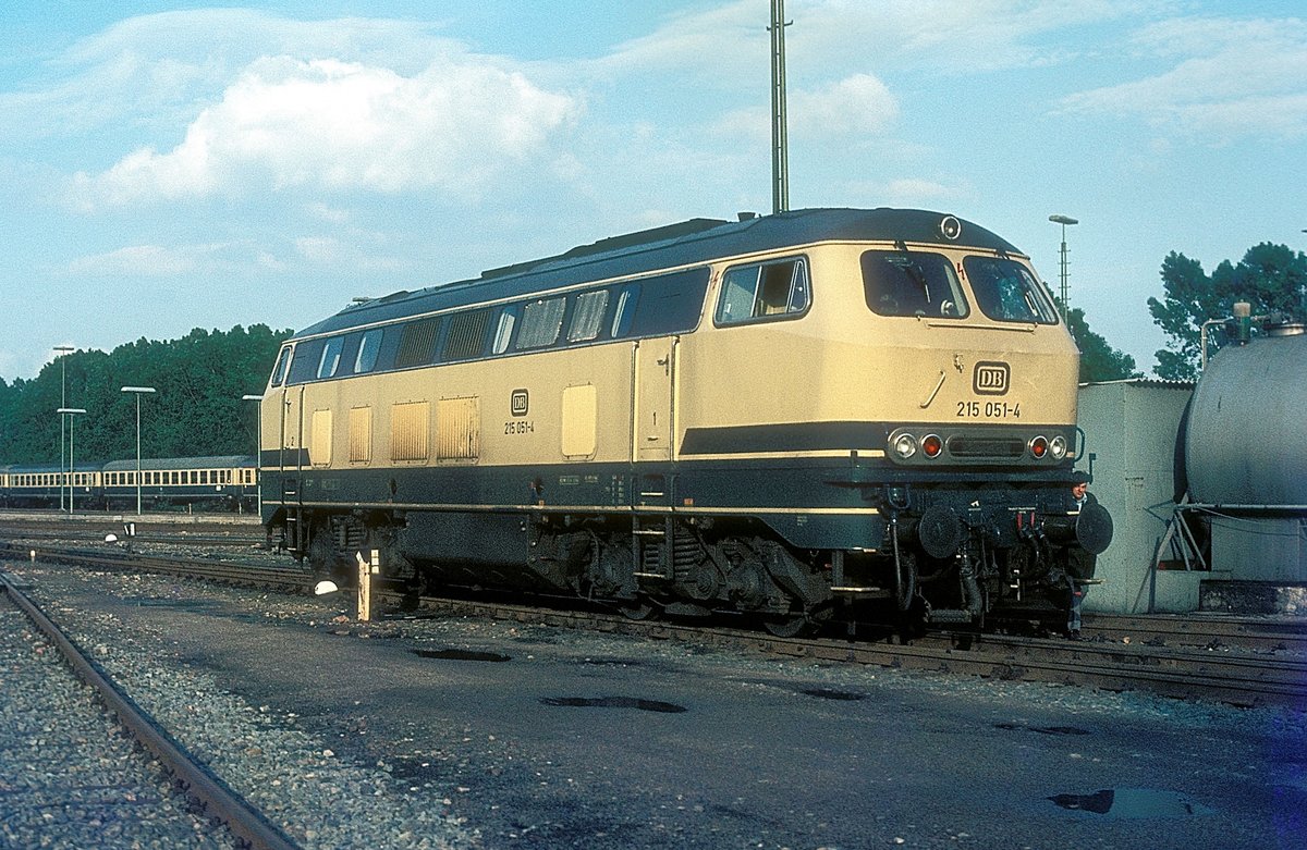 215 051  Freudenstadt Hbf  02.07.84 