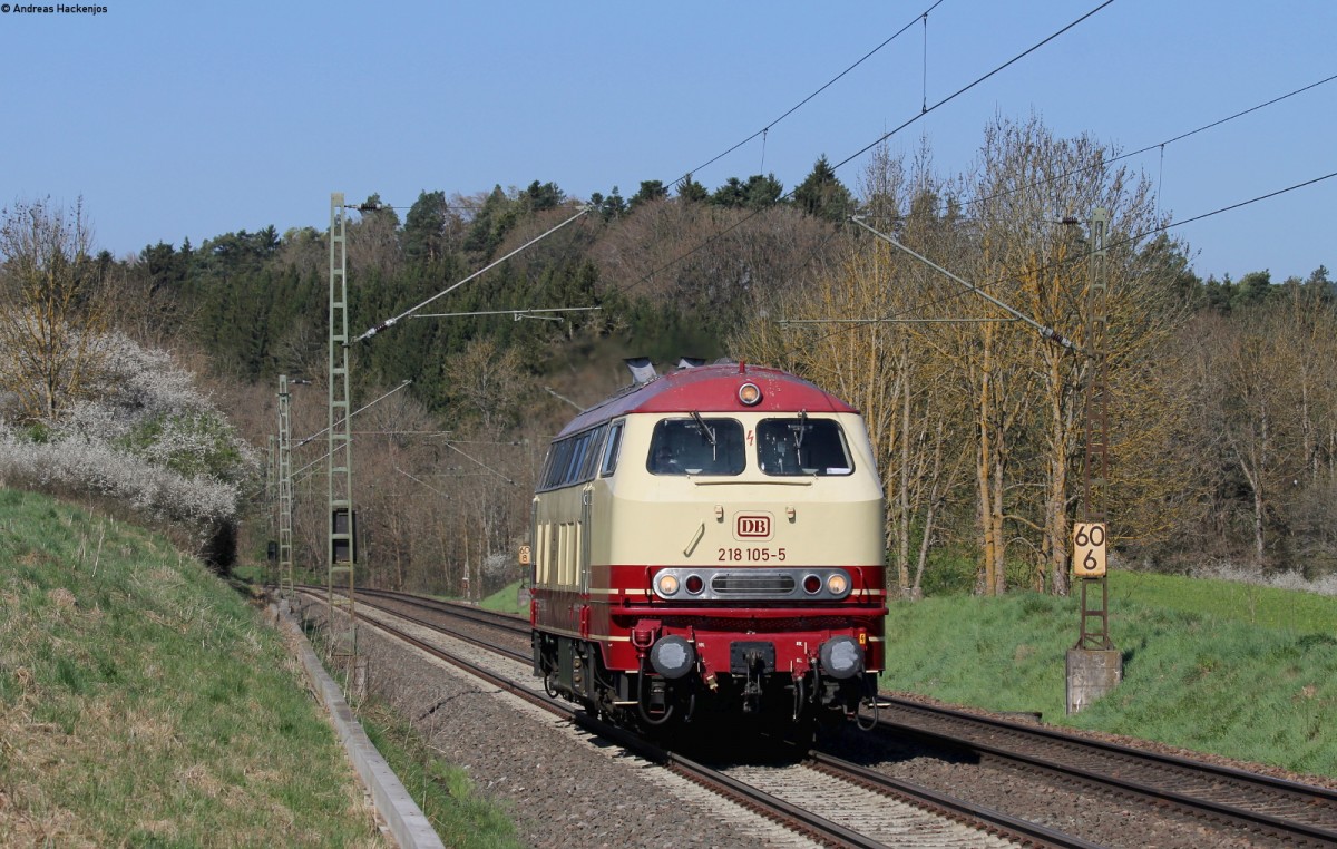 218 105-5 als Tfzf 92427 (Vilingen(Schwarzw)-Kornwestheim Rbf) bei Eutingen 23.4.15