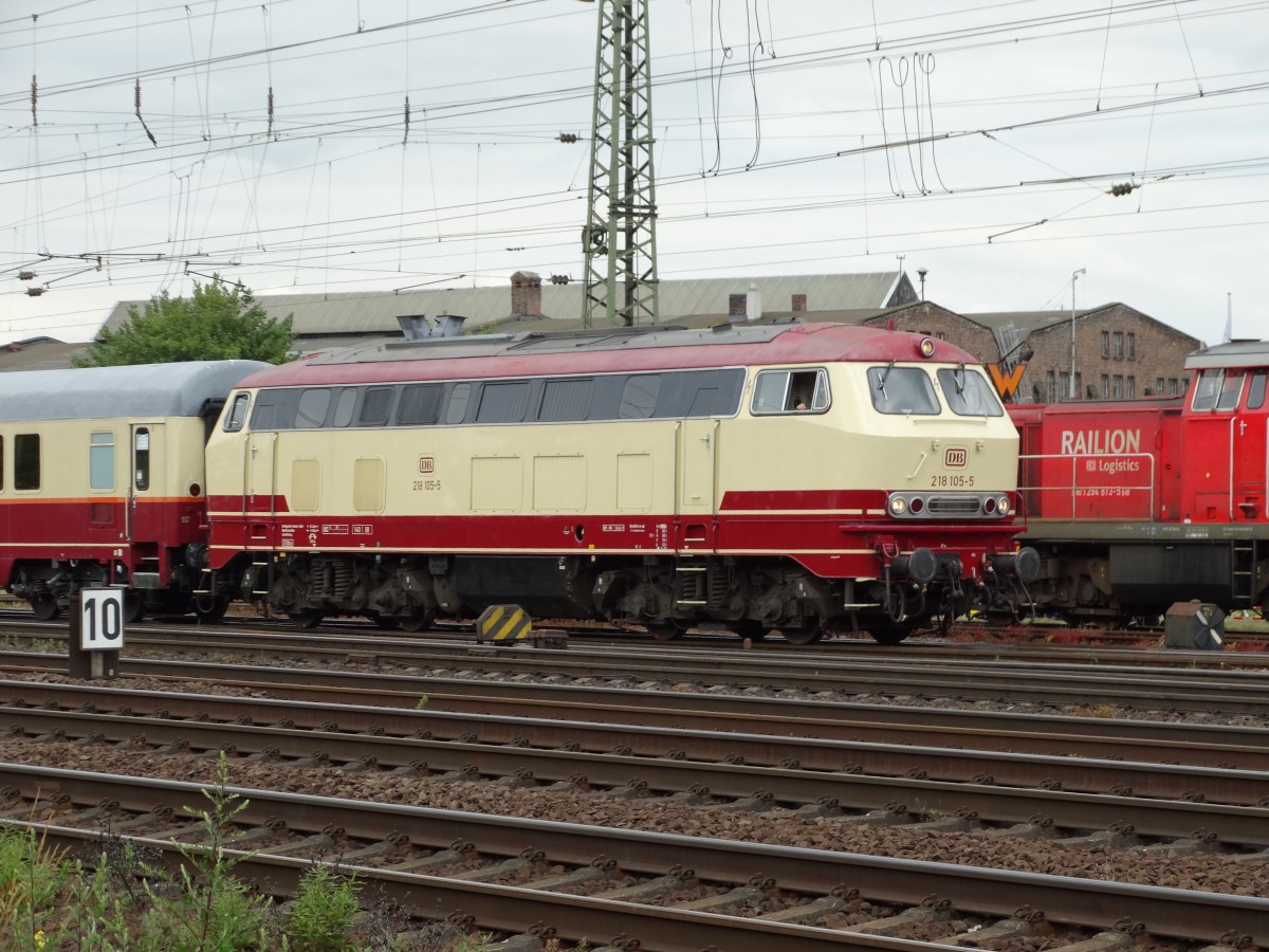 218 105-5 am 14.06.14 in Koblenz 
