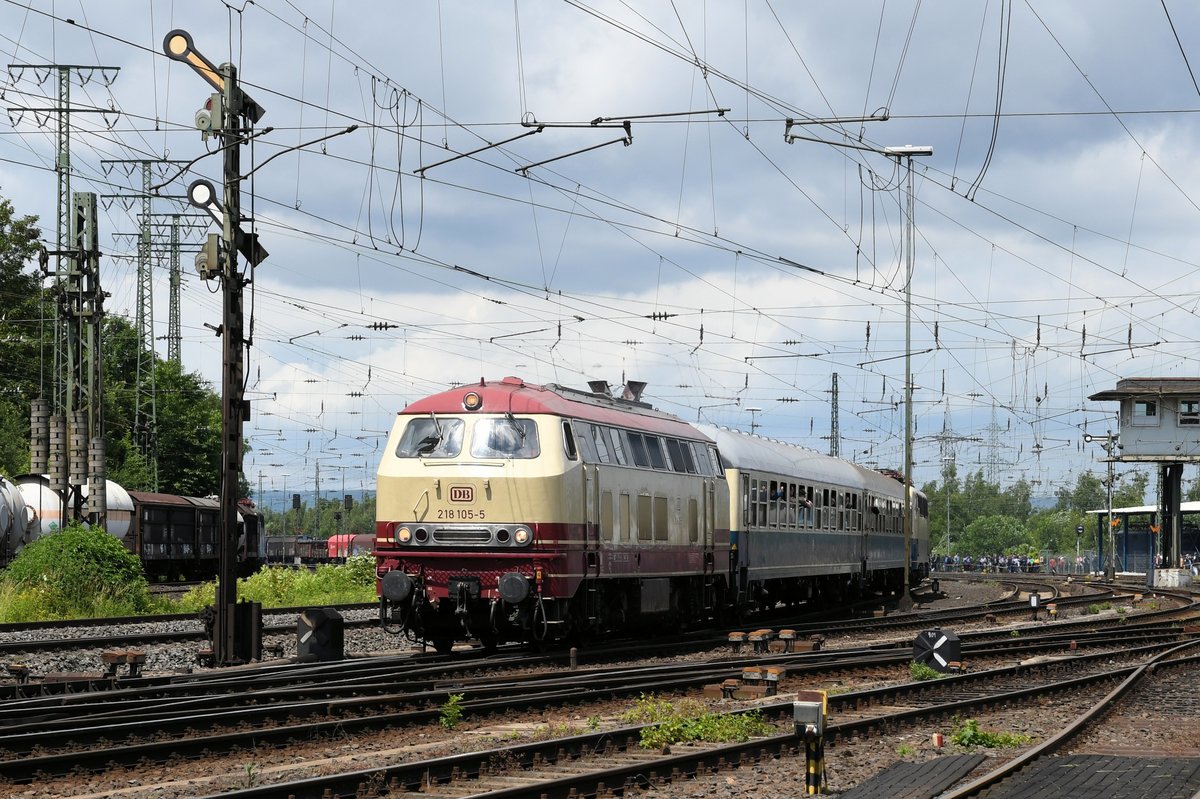 218 105 am 18.06.16 in Koblenz-Lützel