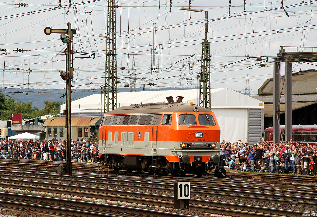 218 137 bei der Lokparade in Koblenz Lützel am 16.06.2018