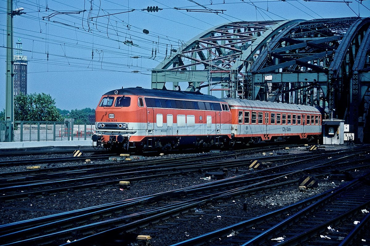 218 143  Köln Hbf  13.05.88