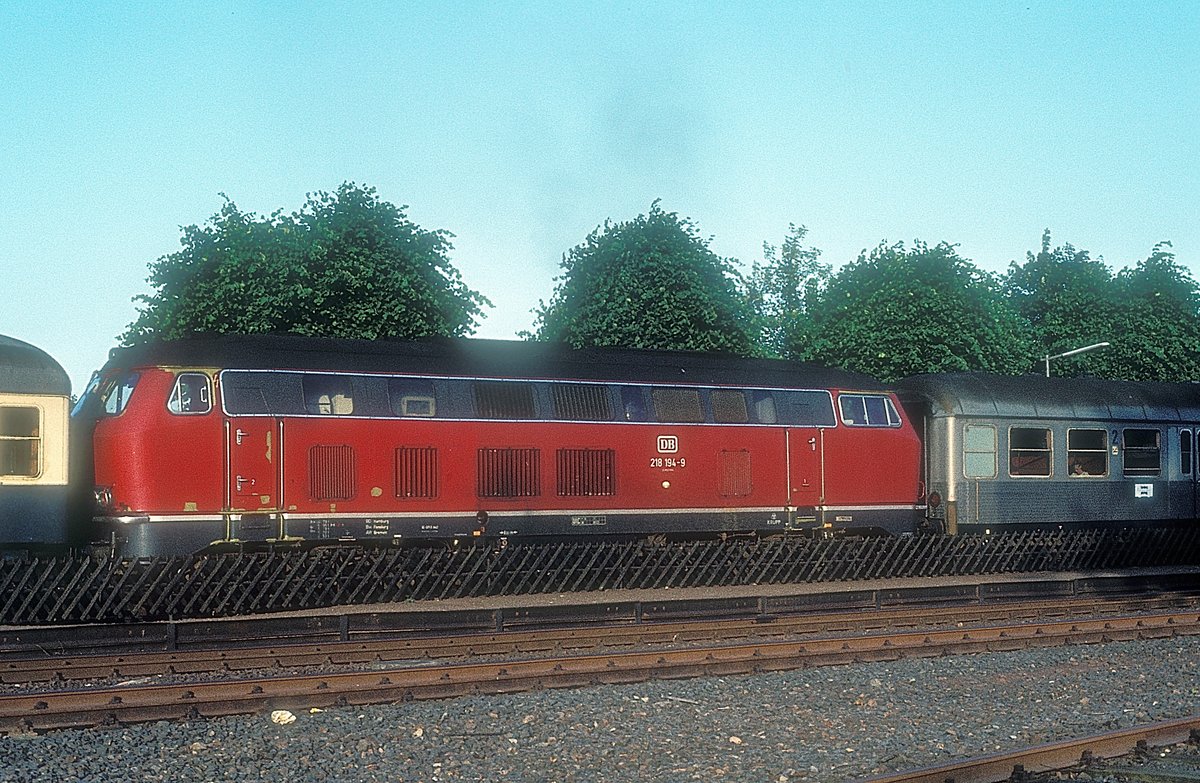 218 194  Ratzeburg  21.06.83 ( Zwischenlok )