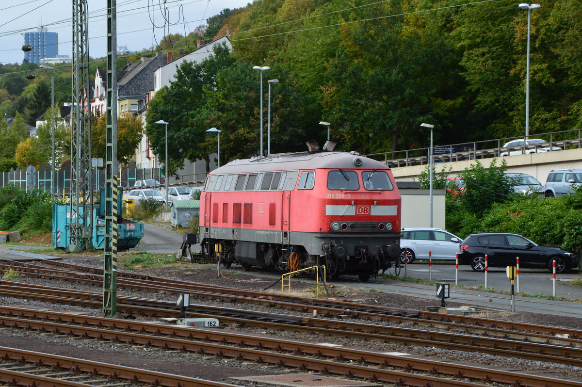 218 208-7 in Koblenz HBF auf einem Abstellgleis

Aufnahme Ort: Koblenz HBF
Aufgenommen am: 22.09.2018