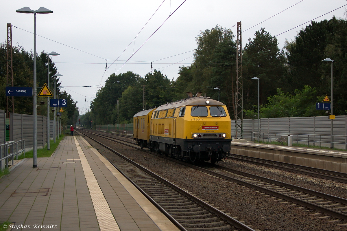 218 3044 Deutsche Bahn Gleisbau GmbH mit einem Waggon in Bienenbüttel
