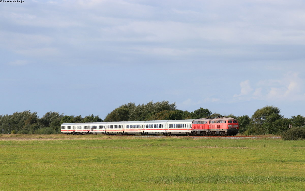 218 307-7 und 218 344-0 mit dem IC 2073 (Westerland(Sylt)-Dresden Hbf) bei Emmelsbüll 31.8.20