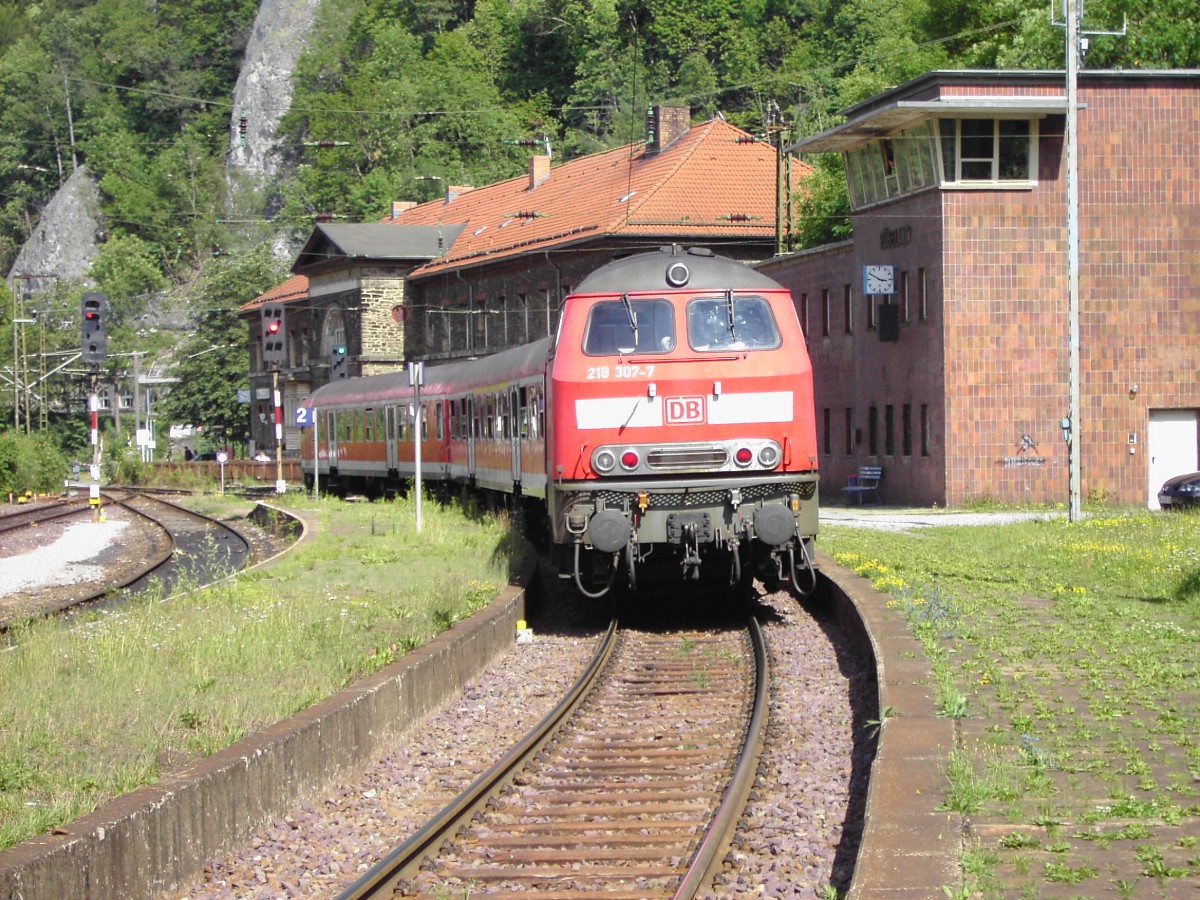 218 307-7 in Rübeland (Harz)  27.07.2005