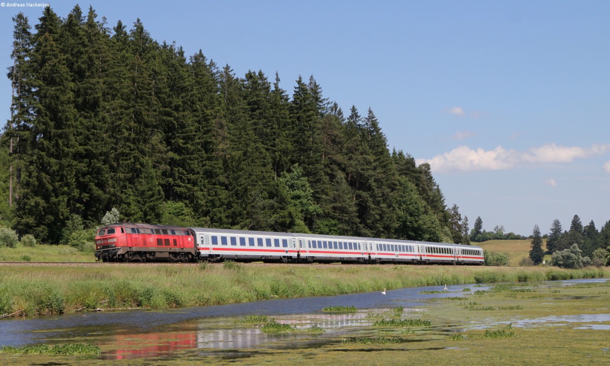 218 326-7 mit dem IC 2085  Nebelhorn  (Augsburg Hbf-Oberstdorf) bei Ruderatshofen 22.6.14