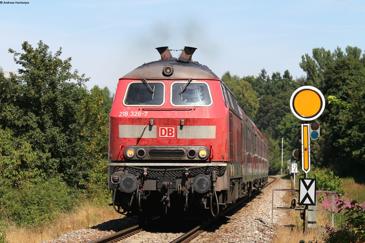 218 326-7 mit dem RE 22304 (Neustadt(Schwarzw)-Rottweil) bei Villingen 13.8.16