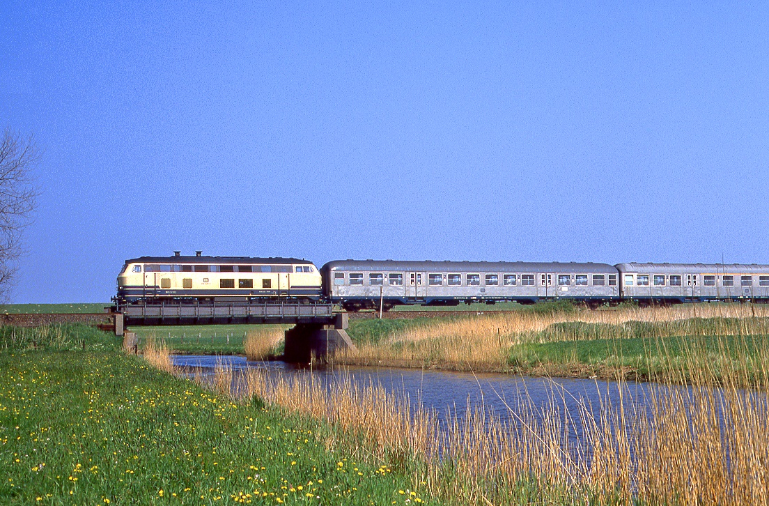 218 326, Cuxhaven, N4845, 07.05.1988.