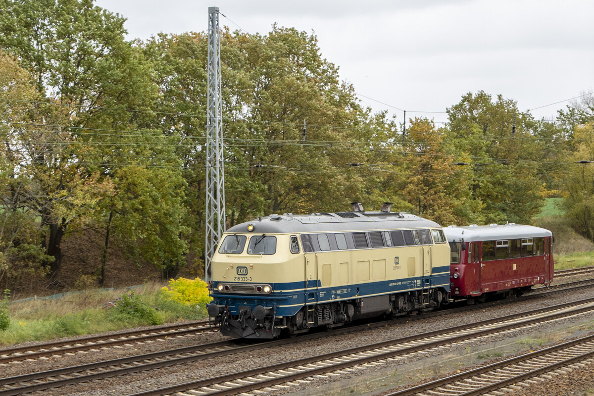 218 333 mit am Haken 172 140 , kam heute aus Putbus, durch die Ausweichstelle Diedersdorf gefahren. Ziel ist Espenhain. 24.10.2026