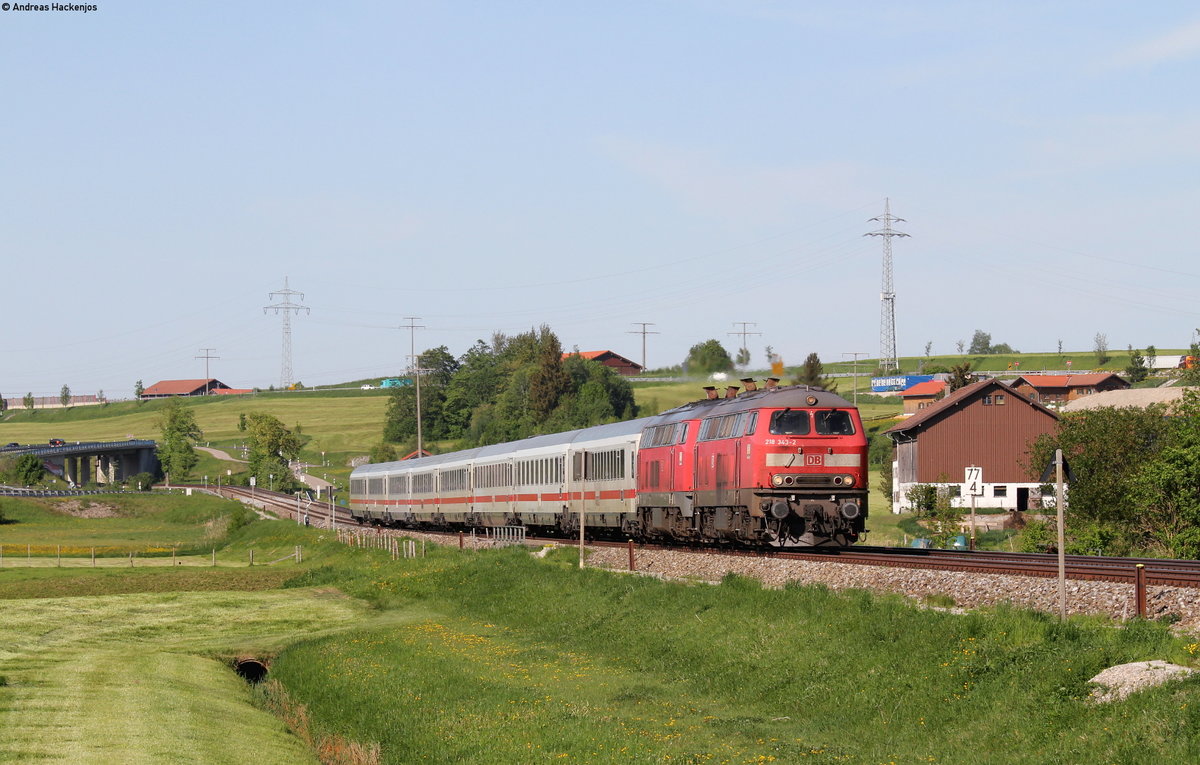 218 343-2 und 218 499-2 mit dem IC/RE 2013 (Magdeburg Hbf-Oberstdorf) bei Seifen 8.5.18