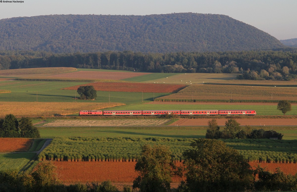 218 343-2 mit dem RE 20745 (Basel Bad Bf-Erzingen(Baden)) bei Erzingen 24.9.13