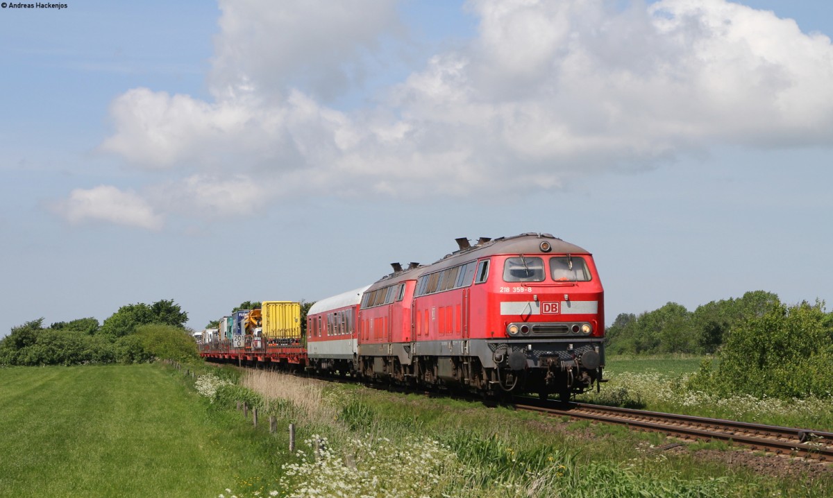 218 359-8 und 218 319-2 mit dem AS 1429 (Westerland(Sylt)-Niebüll) bei Niebüll 30.5.14