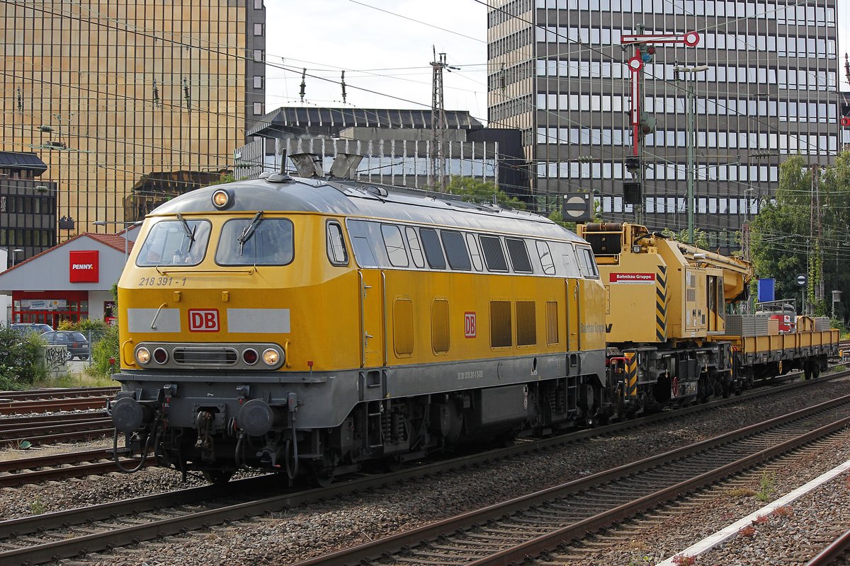 218 391-1 in Düsseldorf Rath, am 15.07.2016.