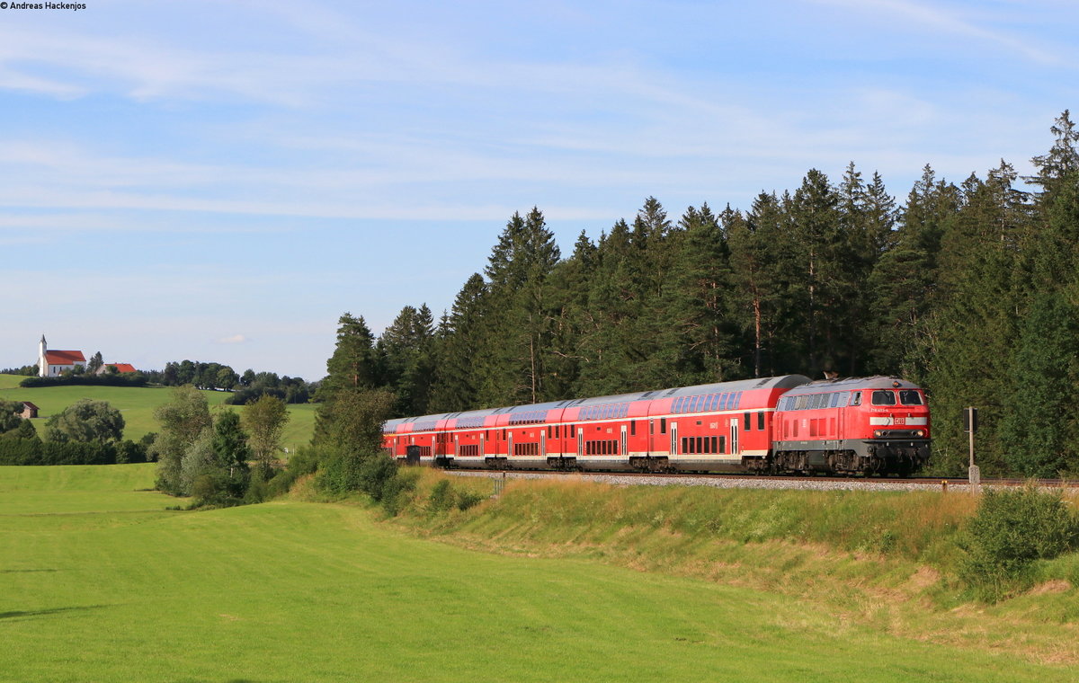 218 403-4 und 218 415-8 mit dem RE 57592 (München Hbf-Kempten(Allgäu)Hbf) bei Riedels 13.7.20