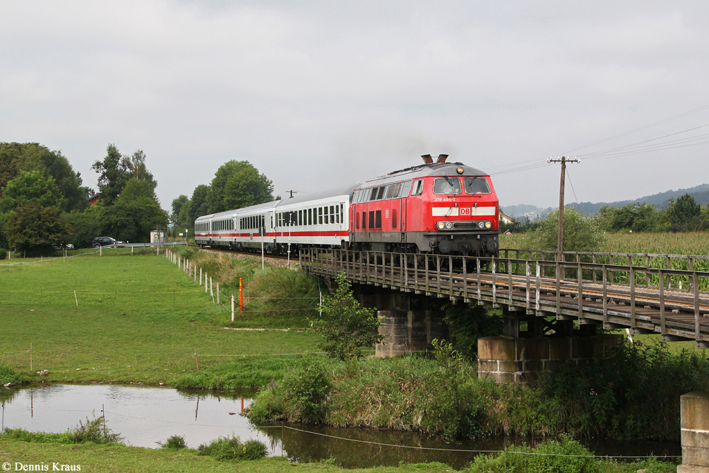 218 404 mit RE 27005 am 02.08.2014 bei Anzenkirchen.