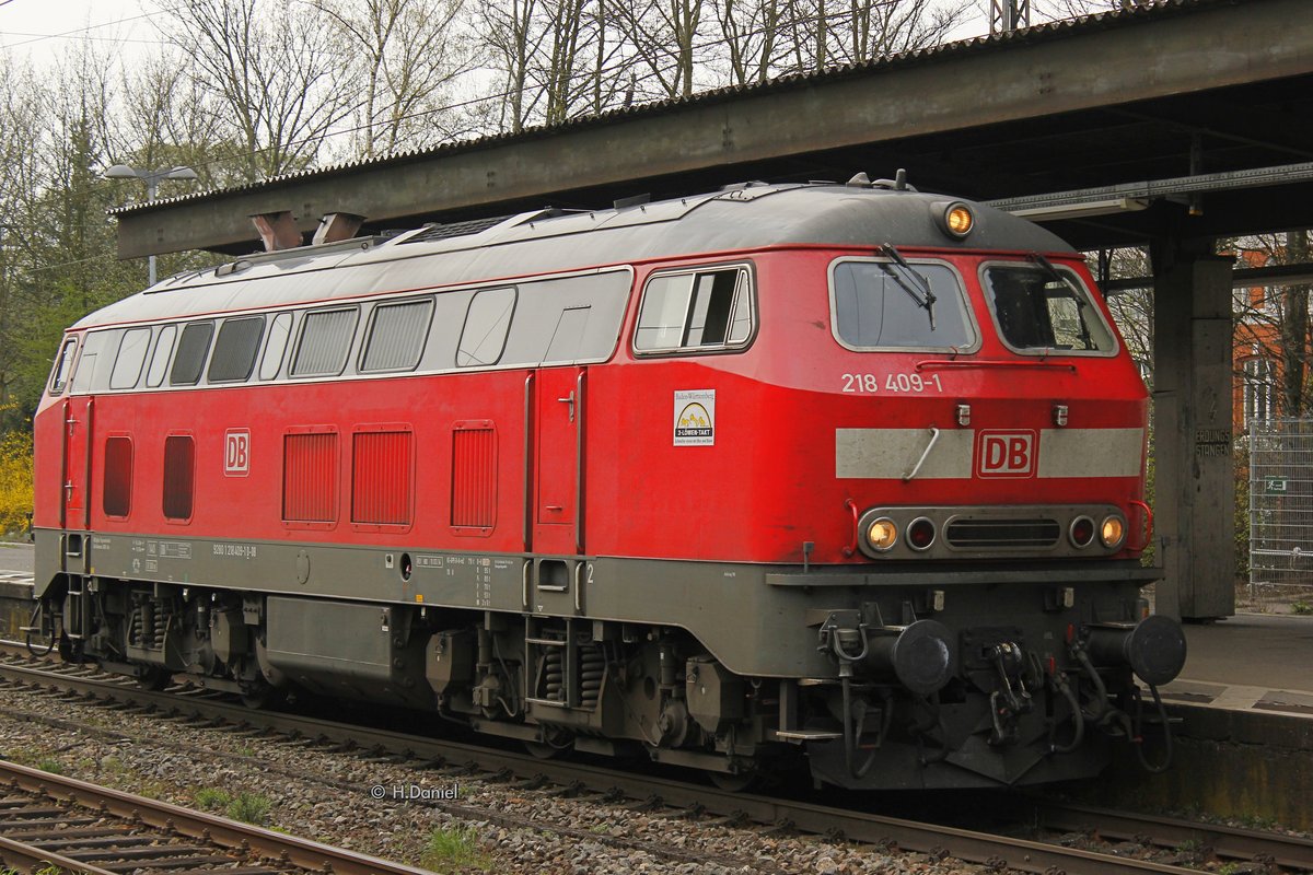 218 409-1 in Wuppertal Barmen, am 14.04.2016.