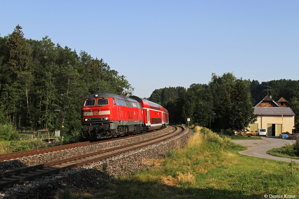 218 409 mit IRE 4205 am 11.07.2015 bei Magenhaus